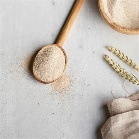 How Many Teaspoons in a Package of Dry Yeast: A Culinary Conundrum and Beyond