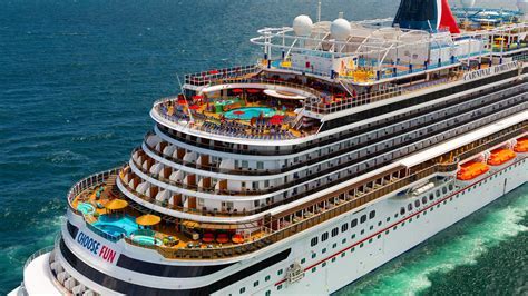 Is Deck 2 on a Cruise Ship Good? And Why Do Some People Think It’s the Secret to Avoiding Sea Sickness?